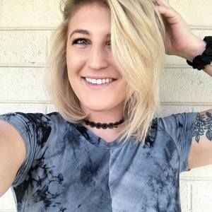 Meet your Posher, Kelly